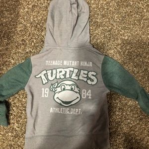 *Donating 10/15* 5-$20- Vintage ninja turtle jacket